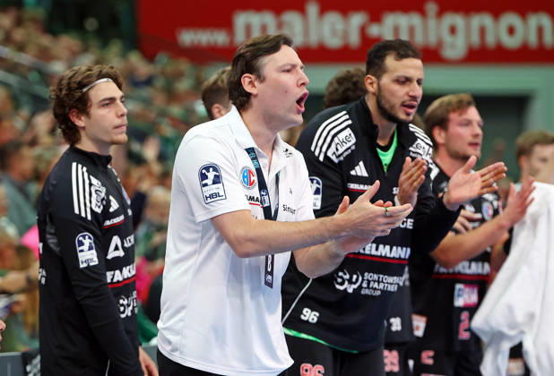 15.10.2026, xovx, Handball Opel Handball Bundesliga, HSG Wetzlar - HC Erlangen Trainer Johannes Sellin (HC Erlangen). Wetzlar Buderus-Arena Hessen Deutschland (DE)