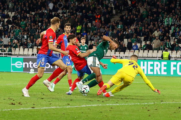 Panathinaikos F.C. v FK Borac Banja Luka UEFA Europa Conference League Cyril Dessers of Panathinaikos F.C. is tackled to the ground and wins a penalty during the UEFA Europa Conference League match at Olympic Stadium, Athens 15 10 2026 UK Newspapers OUT Copyright: xYannisxHalasx FIL-24071-0036