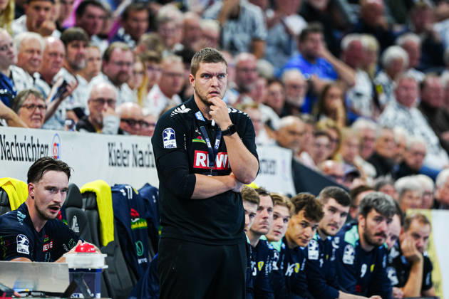 Michael Abt (Rhein-Neckar Löwen, Trainer) GER, THW Kiel vs. Rhein-Neckar Löwen, Handball, 1. Bundesliga, Spieltag 9, Saison 2026 2027, 15.10.2026 GER, THW Kiel vs. Rhein-Neckar Löwen, Handball, 1. Bundesliga, Spieltag 9, Saison 2026 2027, 15.10.2026 Kiel Copyright: xEibner-Pressefoto MarcelxvonxFehrnx EP_MFN