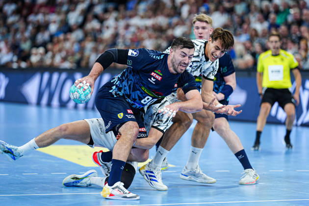 Jannik Kohlbacher (Rhein-Neckar Löwen, 80), Julian Köster (THW Kiel, 07) GER, THW Kiel vs. Rhein-Neckar Löwen, Handball, 1. Bundesliga, Spieltag 9, Saison 2026 2027, 15.10.2026 GER, THW Kiel vs. Rhein-Neckar Löwen, Handball, 1. Bundesliga, Spieltag 9, Saison 2026 2027, 15.10.2026 Kiel Copyright: xEibner-Pressefoto MarcelxvonxFehrnx EP_MFN