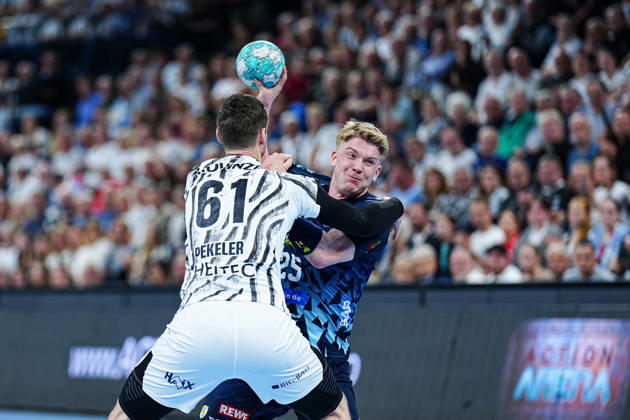Hendrik Pekeler (THW Kiel, 61), Haukur Thrastarson (Rhein-Neckar Löwen, 25) GER, THW Kiel vs. Rhein-Neckar Löwen, Handball, 1. Bundesliga, Spieltag 9, Saison 2026 2027, 15.10.2026 GER, THW Kiel vs. Rhein-Neckar Löwen, Handball, 1. Bundesliga, Spieltag 9, Saison 2026 2027, 15.10.2026 Kiel Copyright: xEibner-Pressefoto MarcelxvonxFehrnx EP_MFN