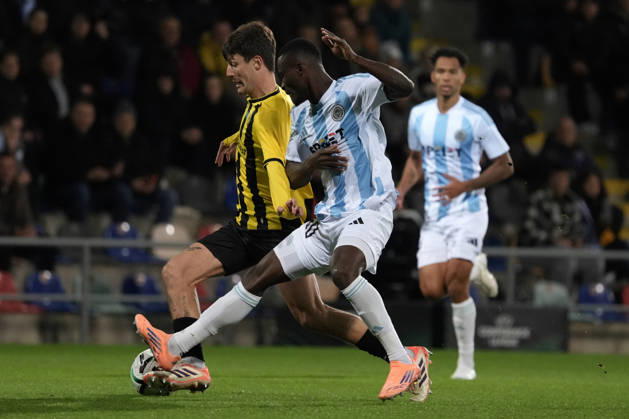 Ahmed Ankrah of Riga FC and Marc Gual of Kairat compete for the ball during a UEFA Conference League soccer match between Latvia™s Riga FC and Kazakhstan™s Kairat Almaty at Skonto Stadium in Riga, Latvia, Thursday, Oct. 15, 2026. Riga Latvia Copyright: xRomanxKoksarovx RKV02027.JPG