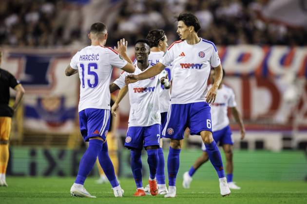 SPLIT - (lr) Dario Maresic of Hajduk Split, Abdulia Sanyang of Hajduk Split and Dennis Hadzikadunic of Hajduk Split celebrate the 1-0 goal by Abdulia Sanyang of Hajduk Split during the Conference League match between Hajduk Split and Ajax at Stadion Poljud on 15 October 2026 in Split, Croatia. SONNY LENSEN ANP xVIxANPxSportx xxANPxIVx 572542120 originalFilename: 572542120.jpg
