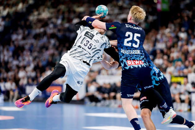 Kiel, 15. Oktober 2026 - Handball, 1. Bundesliga 2026 27, THW Kiel - Rhein-Neckar Löwen: Domen Makuc (THW Kiel, 35), Haukur Ãžrastarson (Rhein-Neckar Löwen, 25)