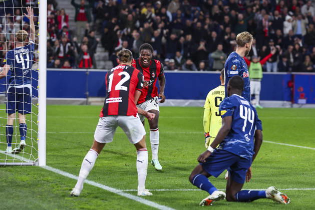 SOCCER - UEFA EL, RBS vs Milan SALZBURG,AUSTRIA,15.OCT.26 - SOCCER - UEFA Europa League, Red Bull Salzburg vs AC Milan. Image shows the rejoicing of scorer Alphadjo Cisse (Milan). GEPAxpictures xDavidxGeieregger