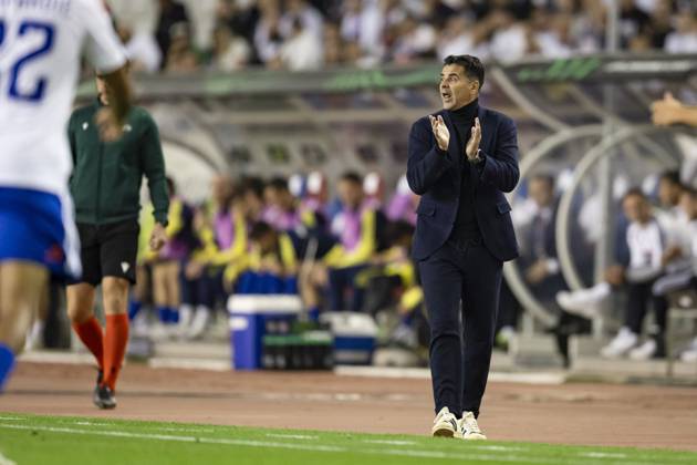SPLIT - Ajax coach Michel Sanchez during the Conference League match between Hadjuk Split and Ajax at Stadion Poljud on October 15, 2026 in Split, Croatia. SONNY LENSEN ANP xVIxANPxSportx xxANPxIVx 572545195 originalFilename: 572545195.jpg