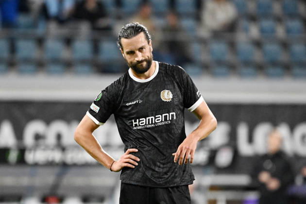 261015 AA Gent vs Aarhus Christian Burgess of KAA Gent looks dejected during Matchday 2 in the 2026-2027 Uefa Conference League season - league phase between AA Gent and AGF Aarhus on October 15 , 2026 in Gent, Belgium. (Photo by Maarten Straetemans Isosport) Gent Belgium  Copyright: xMaartenxStraetemansx GENT-AARHUS_20261015_150