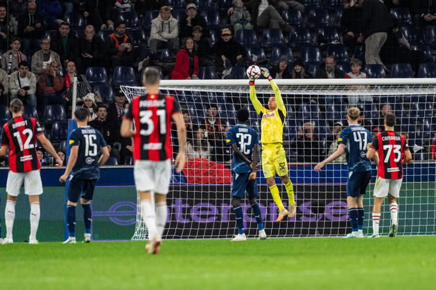 SOCCER - UEFA EL, RBS vs Milan SALZBURG,AUSTRIA,15.OCT.26 - SOCCER - UEFA Europa League, Red Bull Salzburg vs AC Milan. Image shows Christian Zawieschitzky (RBS). GEPAxpictures xJulioxArellano