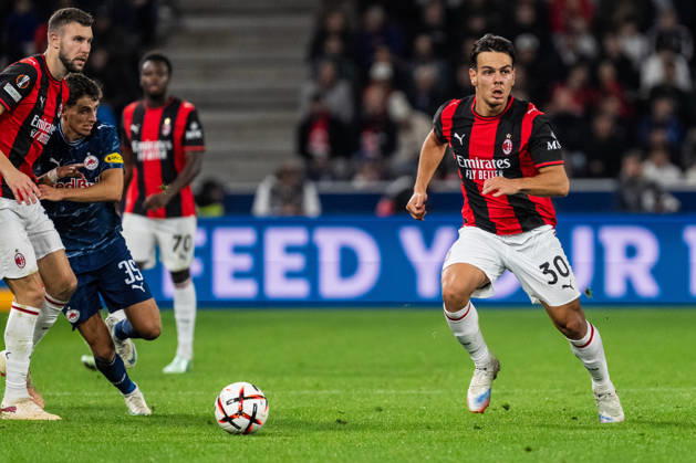 SOCCER - UEFA EL, RBS vs Milan SALZBURG,AUSTRIA,15.OCT.26 - SOCCER - UEFA Europa League, Red Bull Salzburg vs AC Milan. Image shows Ardon Jashari (Milan). GEPAxpictures xJulioxArellano