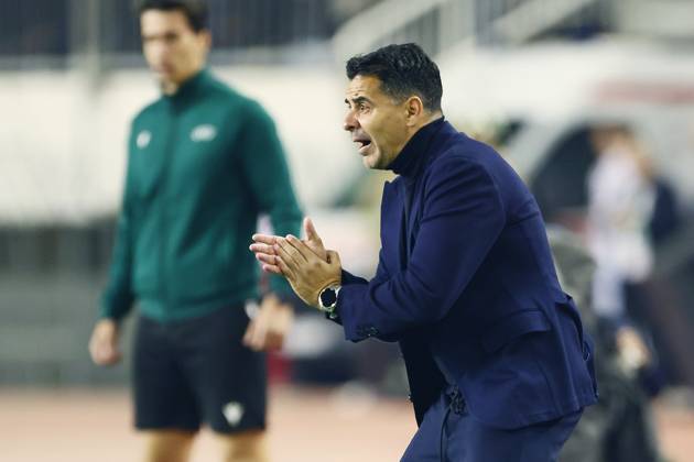 SPLIT, 15 10-2026, Poljud Stadium , season 2026 2027 , UEFA Conference League Football . Match between Hajduk Split and Ajax. Picture shows Ajax coach Michel Hajduk Split - Ajax  x208451846x Copyright:
