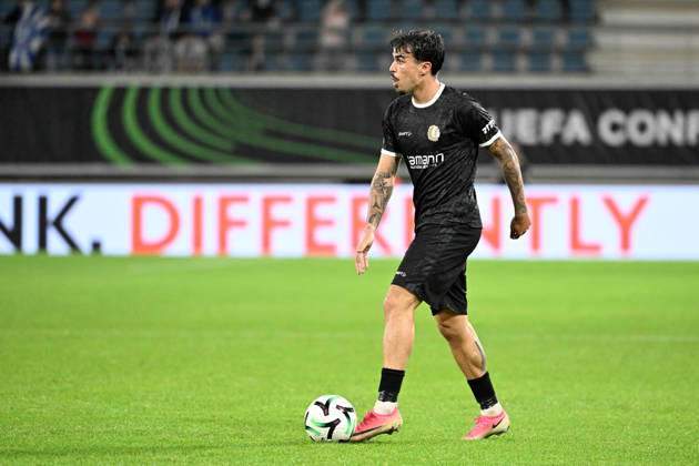 261015 AA Gent vs Aarhus Tiago Araujo of KAA Gent is pictured in action with the ball during Matchday 2 in the 2026-2027 Uefa Conference League season - league phase between AA Gent and AGF Aarhus on October 15 , 2026 in Gent, Belgium. (Photo by Maarten Straetemans Isosport) Gent Belgium Copyright: xMaartenxStraetemansx GENT-AARHUS_20261015_156