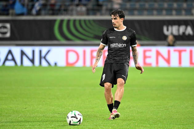 261015 AA Gent vs Aarhus Tiago Araujo of KAA Gent is pictured in action with the ball during Matchday 2 in the 2026-2027 Uefa Conference League season - league phase between AA Gent and AGF Aarhus on October 15 , 2026 in Gent, Belgium. (Photo by Maarten Straetemans Isosport) Gent Belgium Copyright: xMaartenxStraetemansx GENT-AARHUS_20261015_158