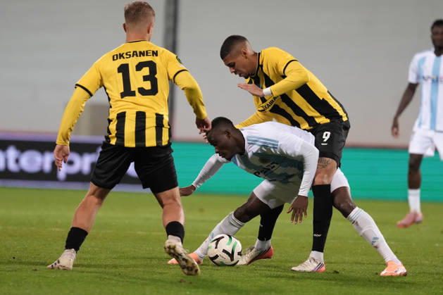 Ahmed Ankrah of Riga FC and Edmilson of Kairat compete for the ball during a UEFA Conference League soccer match between Latvia™s Riga FC and Kazakhstan™s Kairat Almaty at Skonto Stadium in Riga, Latvia, Thursday, Oct. 15, 2026. Riga Latvia Copyright: xRomanxKoksarovx RKV02342.JPG