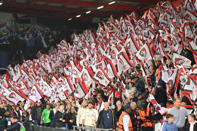 Bournemouth v Sturm Graz, Europa League Bournemouth fans waving their flags ahead of the Europa League match between Bournemouth and Sturm Graz at the Vitality Stadium, Bournemouth, UK on 15 October 2026. Bournemouth Vitality Stadium Dorset UK Editorial use only , Copyright: xGrahamxHuntx PSI-25011-0048