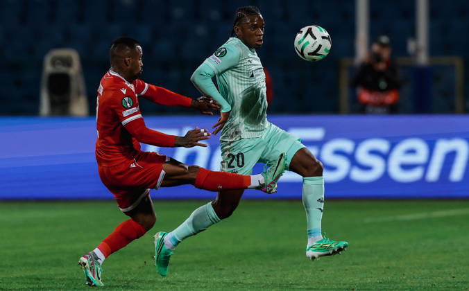 CSKA vs AS Monaco - UEFA Conference League SOFIA, BULGARIA-OCTOBER 15: Flavio Nazinho (R) of AS Monaco in action against Pastor (L) of CSKA during the UEFA Conference League - League Phase, Matchday 1 between teams of CSKA and AS Monaco at Vasil Levski National Stadium in Sofia, Bulgaria, 15 October 2026. Borislav Troshev Anadolu Sofia Bulgaria. Editorial use only. Please get in touch for any other usage.  Copyright: x2026xAnadoluxBorislavxTroshevx