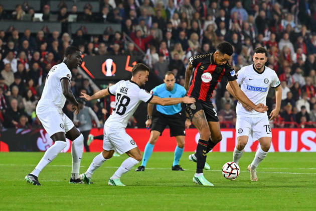 Bournemouth v Sturm Graz, Europa League Alvaro Rodriguez (30) of AFC Bournemouth battles for possession with Jurgen Heil (28) of Sturm Graz during the Europa League match between Bournemouth and Sturm Graz at the Vitality Stadium, Bournemouth, UK on 15 October 2026. Bournemouth Vitality Stadium Dorset UK Editorial use only , Copyright: xGrahamxHuntx PSI-25011-0058