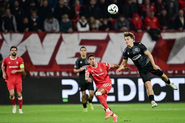ENSCHEDE , 15Ã10-2026 , Stadium Grolsch Veste , season 2026 2027 , UEFA Conference League football , match between FC Twente and FC Thun , picture shows FC Twente player Younes Taha Twente - Thun  x208453885x Copyright: