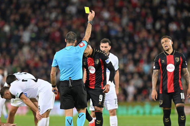 Bournemouth v Sturm Graz, Europa League Evanilson (9) of AFC Bournemouth is shown a yellow card, booked during the Europa League match between Bournemouth and Sturm Graz at the Vitality Stadium, Bournemouth, UK on 15 October 2026. Bournemouth Vitality Stadium Dorset UK Editorial use only , Copyright: xGrahamxHuntx PSI-25011-0064