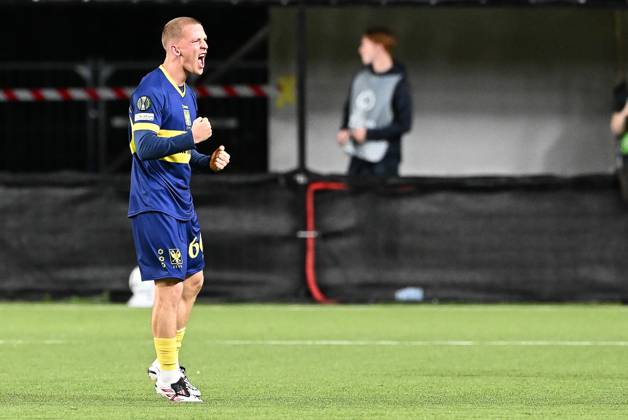 STVV s Robert-Jan Vanwesemael celebrates after scoring during a soccer game between Belgian Sint-Truidense VV and Georgian FC Iberia 1999 Tbilisi, Thursday 15 October 2026 in Sint-Truiden, the opening match of the UEFA Conference League league phase. JILLxDELSAUX  x189926848x