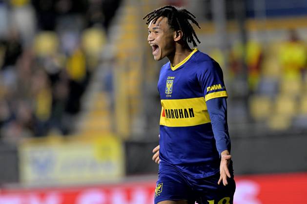 Sint-Truidense VV v Iberia Tbilisi - UEFA Conference League SINT-TRUIDEN, BELGIUM - OCTOBER 15 : Ishiwatari Nelson Yuichiro midfielder of Sint-Truidense VV celebrates scoring a goal during the UEFA Conference League 2026 27 first qualifying round between Sint-Truidense VV and Iberia Tbilisi on October 15, 2026 in Sint-Truiden, Belgium, 15 10 2026 Sint-Truiden Belgium  Copyright: xSesx