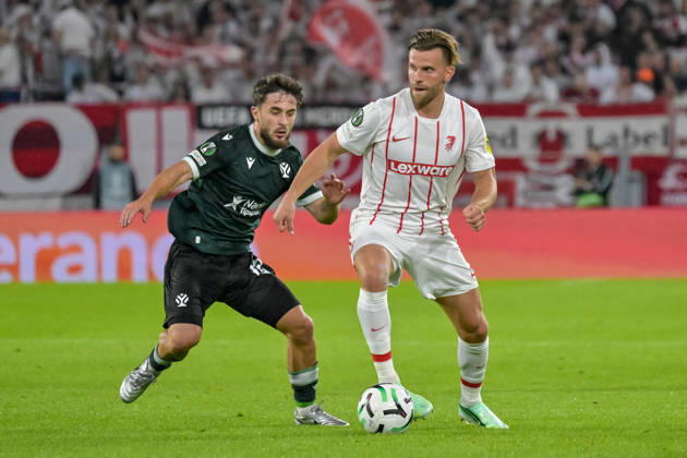Richard Sedlacek (FK Jablonec, 13), Lucas Hoeler (SC Freiburg, 09) mit Ball. GER, SC Freiburg vs JK Jablonec, Fussball, Uefa Conference League, 1. Spieltag, Saison 2026 2027, 15.10.2026 GER, SC Freiburg vs JK Jablonec, Fussball, Uefa Conference League, 1. Spieltag, Saison 2026 2027, 15.10.2026 Freiburg Copyright: xEibner-Pressefotox EP_THS