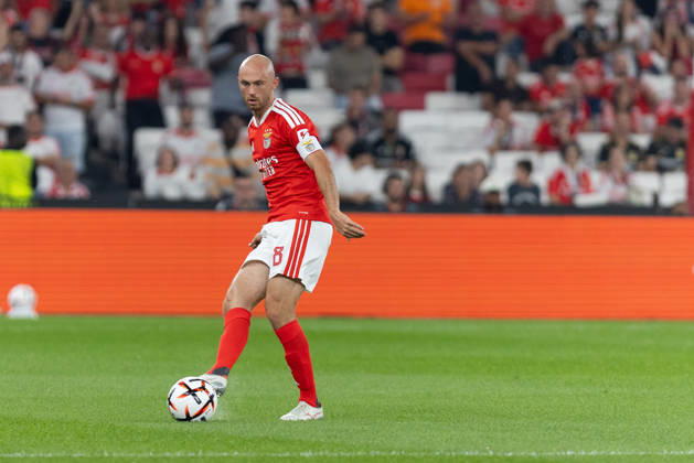 October 15, 2026, Lisbon, Lisbon, Portugal: Benfica midfielder from Norway FREDRIK AURSNES (8) in action during the game for Group FL of Group Phase for UEFA Europa League between Benfica and Celtic at Estadio da Luz Soccer 2026: Benfica Vs Celtic  - ZUMAs359 20261015_zsp_s359_002 Copyright: xAlexandrexdexSousax