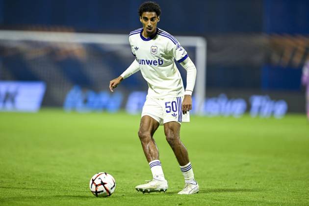 GNK Dinamo v RSC Anderlecht - UEFA Europa League ZAGREB, CROATIA - OCTOBER 15 : Barry Kais defender of RSC Anderlecht in action during the UEFA Europa League 2026 27 League Phase matchday 2 match between GNK Dinamo and RSC Anderlecht on October 15, 2026 in Zagreb, Croatia, 15 10 2026 Zagreb Croatia  Copyright: xNicoxVereeckenx
