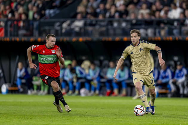 NIJMEGEN - (l-r) NEC Nijmegen midfielder Darko Nejaömic and Levski Sofia midfielder Serginho during the UEFA Europa League match between N.E.C. and Levski Sofia at Stadion De Goffert on 15 October 2026 in Nijmegen, Nederland. (Photo by DeFodi Images) -