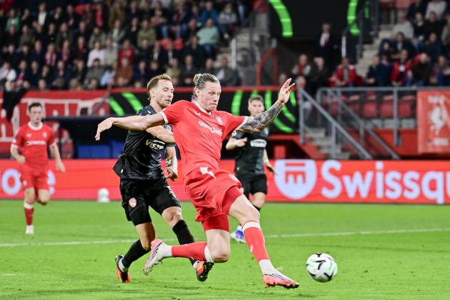 ENSCHEDE , 15Ã10-2026 , Stadium Grolsch Veste , season 2026 2027 , UEFA Conference League football , match between FC Twente and FC Thun , picture shows FC Twente player Wout Weghorst Twente - Thun  x208455069x Copyright: