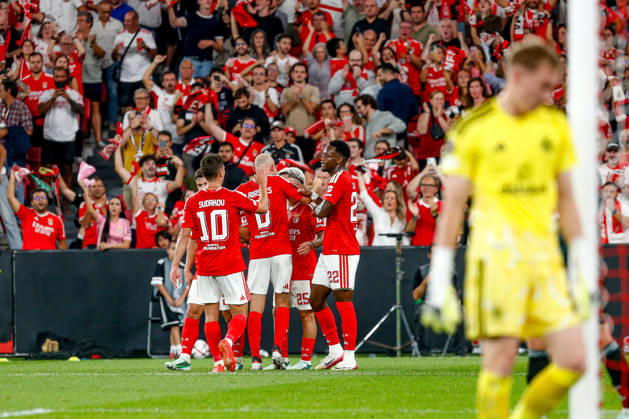 Estadio da Luz Jhon Duran forward of Benfica celebrates after scoring the team s third goal during the UEFA Europa League 2026 27 League Phase MD2 match between SL Benfica and Celtic FC at Estadio do SL Benfica on October 15, 2026 in Lisbon, Portugal. UEFA Europa League 2026 27 League Phase MD2 - SL Benfica and Celtic FC (Valter Gouveia SPP) Copyright: xValterxGouveia SPPx spp-en-VaGo-_GO_8269