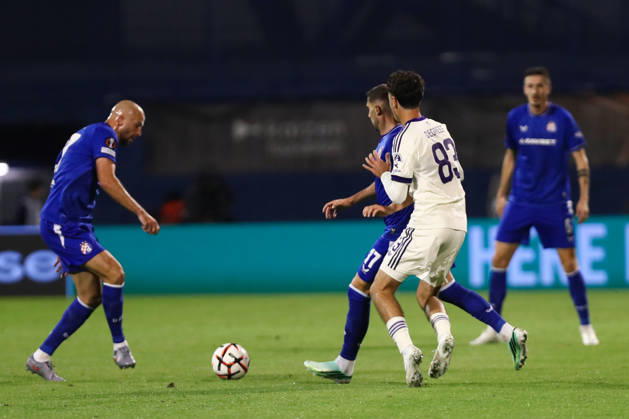 Zagreb, Croatia, 15th October 2026. UEFA Europa League. League phase, Matchday 2, Dinamo Zagreb vs Anderlecht at Maksimir Stadium, Zagreb. Luka IVANUSEC (17) and Tristan DEGREEF (83) in duel. UEFA Europa League, Dinamo Zagreb vs Anderlecht. 
