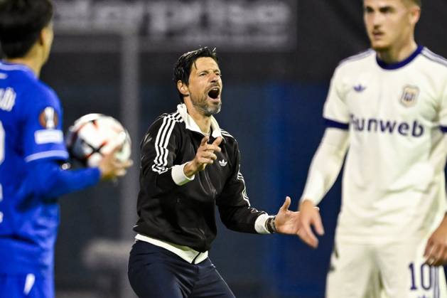 GNK Dinamo v RSC Anderlecht - UEFA Europa League ZAGREB, CROATIA - OCTOBER 15 : Bruno Vitor head coach of RSC Anderlecht in action during the UEFA Europa League 2026 27 League Phase matchday 2 match between GNK Dinamo and RSC Anderlecht on October 15, 2026 in Zagreb, Croatia, 15 10 2026 Zagreb Croatia  Copyright: xNicoxVereeckenx