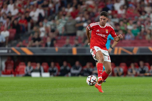 October 15, 2026, Lisbon, Lisbon, Portugal: Benfica midfielder from Ukraine GEORGIY SUDAKOV (10) in action during the game for Group FL of Group Phase for UEFA Europa League between Benfica and Celtic at Estadio da Luz Lisbon Portugal - ZUMAs359 20261015_zsp_s359_008 Copyright: xAlexandrexdexSousax