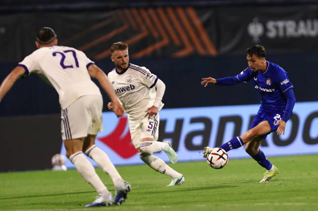 Zagreb, Croatia, 15th October 2026. UEFA Europa League. League phase, Matchday 2, Dinamo Zagreb vs Anderlecht at Maksimir Stadium, Zagreb. Iker ALMENA (23) shooting the ball. UEFA Europa League, Dinamo Zagreb vs Anderlecht. 