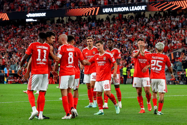 LISBON, PORTUGAL - OCTOBER 15: Alexander Bah defender of Benfica and teammate celebrates after scoring the team s second goal during the UEFA Europa League 2026 27 League Phase MD2 match between SL Benfica and Celtic FC at Estadio do SL Benfica on October 15, 2026 in Lisbon, Portugal (Photo by Valter Gouveia Sports Press Photo SPP) Copyright: xSportsxPressxPhotox Sportspressphoto_SPR257248