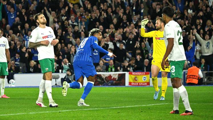 Georginio Rutter of Brighton scores their third goal during the UEFA Conference League match between Brighton and Hove Albion and Kuano Zalgiris at the American Express Stadium , Brighton , UK - 15th October 2026 Brighton & Hove Albion vs Kuano Zalgiris UEFA Conference League Football, Amex Stadium, Sussex, United Kingdom - 15 Oct 2026Brighton Amex Stadium Sussex United Kingdom Editorial use only. No merchandising. For Football images FA and Premier League restrictions apply inc. no internet mobile usage without FAPL license - for details contact Football Dataco  Copyright: xSimonxDack TPI Shutterstockx 17218395w