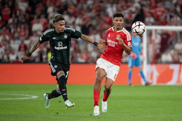 October 15, 2026, Lisbon, Lisbon, Portugal: SL Benfica defender ALEXANDER BAH, right, races for the ball alongside a Celtic FC opponent during their UEFA Europa League league phase matchday two game at Estadio da Luz in Lisbon, Portugal, on October 15, 2026. SL Benfica V Celtic FC - UEFA Europa League, Lisbon, Portugal  - ZUMAr238 20261015_zip_r238_034 Copyright: xRicardoxRochax