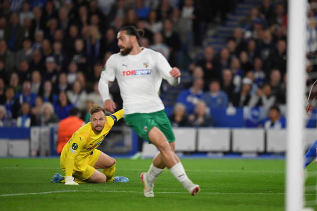 Brighton and Hove Albion v Kauno Zalgiris, UEFA Conference League GOAL 3-0 Tomas Svedkauskas of Kauno Zalgiris can only look on as the shot from Georginio Rutter Forward of Brighton and Hove Albion hits the back of his net during the UEFA Conference League match between Brighton and Hove Albion and Kauno Zalgiris at the American Express Stadium, Brighton and Hove, UK on 15 October 2026. Brighton and Hove American Express Stadium East Sussex UK Editorial use only , Copyright: xJeffxMoodx PSI-25024-0019