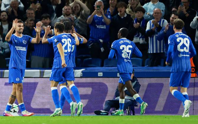 Matt O Riley of Brighton and Hove Albion celebrates scoring a goal after making the score 4-0. Brighton & Hove Albion v Kauno Zalgiris, UEFA Conference League, Football, American Express Stadium, Brighton, UK - 15 Oct 2026Brighton American Express Stadium United Kingdom  Copyright: xJamesxMarsh Shutterstockx 17218542bb