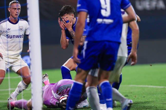 Zagreb, Croatia, 15th October 2026. UEFA Europa League. League phase, Matchday 2, Dinamo Zagreb vs Anderlecht at Maksimir Stadium, Zagreb. Players in front of Anderlecht goal. UEFA Europa League, Dinamo Zagreb vs Anderlecht.
