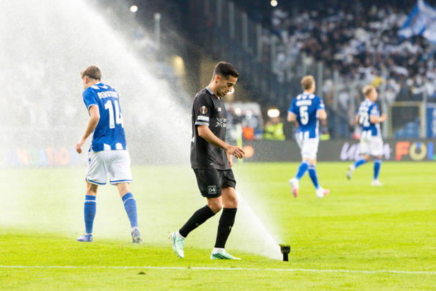 Europa League: Lech Poznan vs Bayer 04 Leverkusen Leo Bengtsson, Lucas Vazquez during Europa League: Lech Poznan vs Bayer 04 Leverkusen match in Poznan, Poland, on October 15, 2026 Poznan Poland Copyright: xFotoxOlimpikx originalFilename:jastrzebowski-europale261015_npAf0
