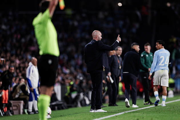 October 15, 2026, Vigo, Pontevedra, Spain: Claudio Giraldez, Head Coach of Celta de Vigo, in action during the UEFA Europa League 2026 27 League Phase MD2 match between Celta de Vigo and Juventus at Estadio de Balaidos. UEFA Europa League 2026 27 League Phase MD2 Celta De Vigo X Juventus - ZUMAe141 20261015_zsp_e141_050 Copyright: xLuisxEirasx