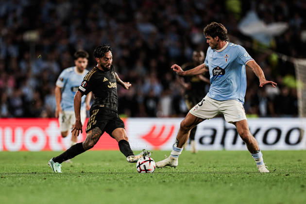 October 15, 2026, Vigo, Pontevedra, Spain: Claudio Giraldez, Head Coach of Celta de Vigo, in action during the UEFA Europa League 2026 27 League Phase MD2 match between Celta de Vigo and Juventus at Estadio de Balaidos. UEFA Europa League 2026 27 League Phase MD2 Celta De Vigo X Juventus - ZUMAe141 20261015_zsp_e141_056 Copyright: xLuisxEirasx