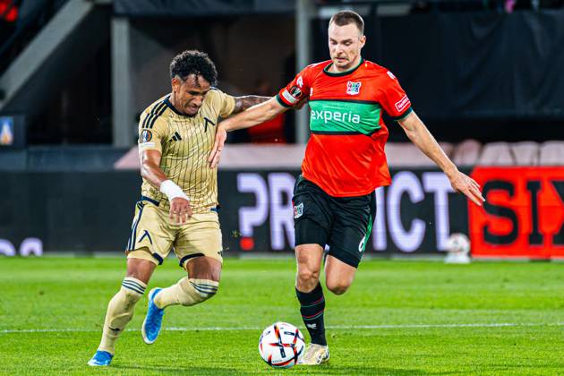 NIJMEGEN - Darko Nejasmic of NEC Nijmegen battles for possession with Reinaldo of Levski Sofia during the UEFA Europa League match between NEC Nijmegen and Levski Sofia at the Goffertstadion on 15 October 2026 in Nijmegen, the Netherlands. KEVIN SENDERS ANP UEFA Europa League 2026 27 xVIxANPxSportx xMarcelxterxBalsxIVx 572567934 originalFilename: 572567934.jpg