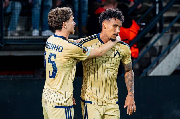 NIJMEGEN - Reinaldo of Levski Sofia celebrates his team s first goal with Serginho of Levski Sofia during the UEFA Europa League match between NEC Nijmegen and Levski Sofia at the Goffertstadion on October 15, 2026, in Nijmegen, the Netherlands. KEVIN SENDERS ANP UEFA Europa League 2026 27 xVIxANPxSportx xMarcelxterxBalsxIVx 572568093 originalFilename: 572568093.jpg