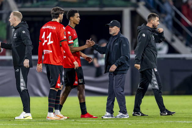 NIJMEGEN - (l-r) NEC Nijmegen midfielder Willum Thor Willumsson, NEC Nijmegen defender Deveron Fonville and NEC Nijmegen coach Dick Schreuder during the UEFA Europa League match between N.E.C. and Levski Sofia at Stadion De Goffert on 15 October 2026 in Nijmegen, Nederland. (Photo by DeFodi Images) -