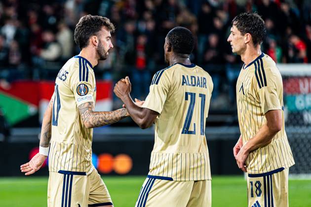 NIJMEGEN - Alex Centelles of Levski Sofia, Aldair Neves of Levski Sofia and Gasper Trdin of Levski Sofia after the UEFA Europa League match between NEC Nijmegen and Levski Sofia at the Goffertstadion on 15 October 2026 in Nijmegen, the Netherlands. KEVIN SENDERS ANP UEFA Europa League 2026 27 xVIxANPxSportx xMarcelxterxBalsxIVx 572571839 originalFilename: 572571839.jpg