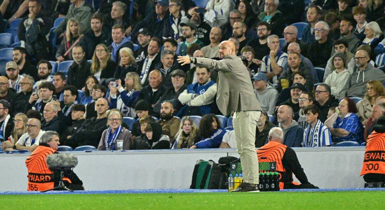 Zeliko Sopic the head coach of Kauno Zaigiris during the UEFA Conference League match between Brighton and Hove Albion and Kuano Zalgiris at the American Express Stadium , Brighton , UK - 15th October 2026 Brighton & Hove Albion vs Kuano Zalgiris UEFA Conference League Football, Amex Stadium, Sussex, United Kingdom - 15 Oct 2026Brighton Amex Stadium Sussex United Kingdom Editorial use only. No merchandising. For Football images FA and Premier League restrictions apply inc. no internet mobile usage without FAPL license - for details contact Football Dataco  Copyright: xSimonxDack TPI Shutterstockx 17218395am