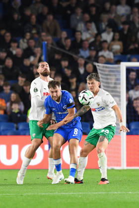 Brighton and Hove Albion v Kauno Zalgiris, UEFA Conference League Jack Hinshelwood Midfielder of Brighton and Hove Albion ansd Franco Baldassarra of Kauno Zalgiris in action during the UEFA Conference League match between Brighton and Hove Albion and Kauno Zalgiris at the American Express Stadium, Brighton and Hove, UK on 15 October 2026. Brighton and Hove American Express Stadium East Sussex UK Editorial use only , Copyright: xJeffxMoodx PSI-25024-0096