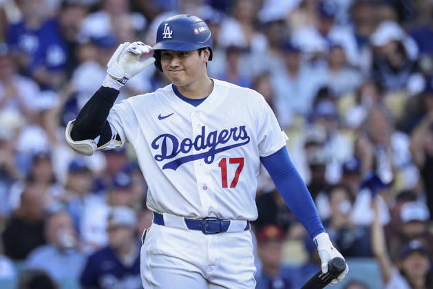 MLB, Baseball Herren, USA Postseason: NLCS Game 4 - Los Angeles Dodgers vs Milwaukee Brewers Los Angeles Dodgers designated hitter Shohei Ohtani reacts during Game 4 of the National League Championship Series between the Los Angeles Dodgers and the Milwaukee Brewers at Dodger Stadium in Los Angeles, California, USA, 15 October 2026. LOS ANGELES CALIFORNIA UNITED STATES  Copyright: xCHRISxTORRESx
